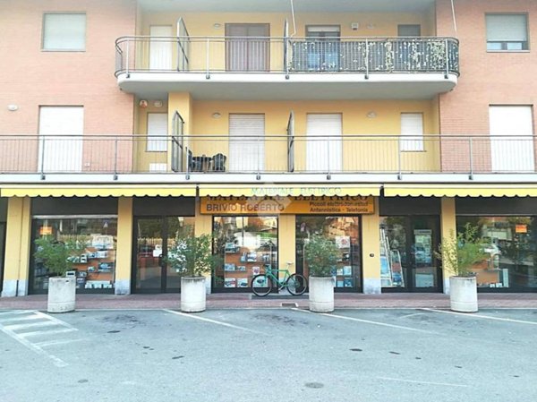 negozio in vendita a Piossasco
