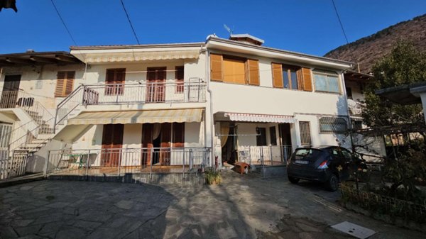 casa indipendente in vendita a Piossasco