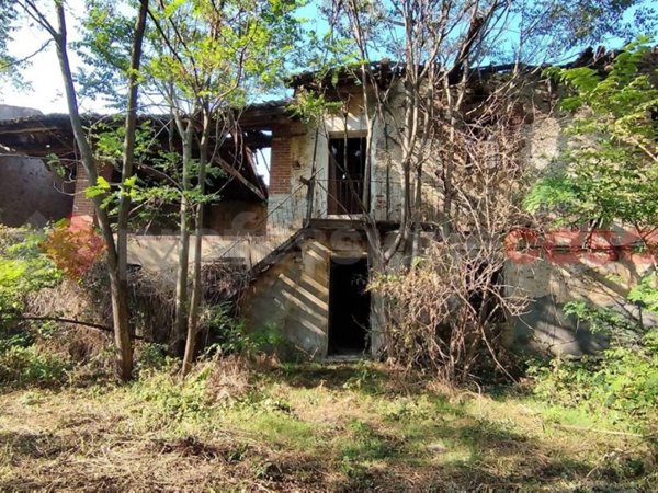 casale in vendita a Piossasco