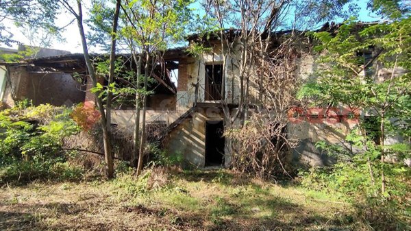 casale in vendita a Piossasco