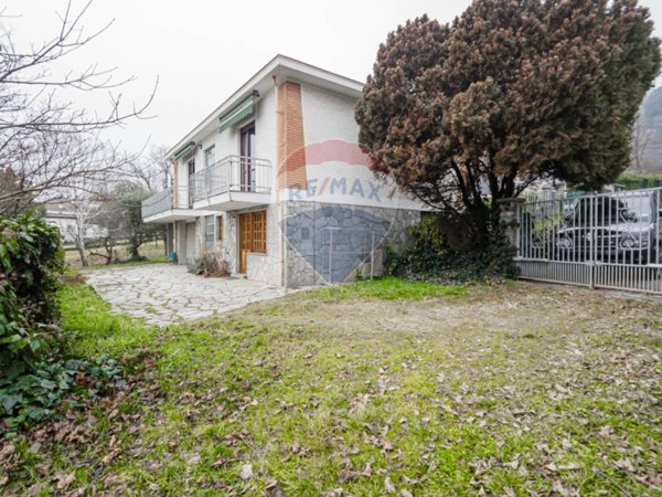 casa indipendente in vendita a Piossasco in zona San Vito