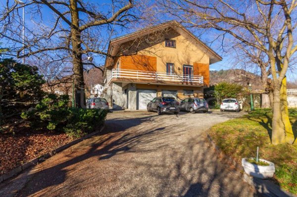 casa indipendente in vendita a Piossasco