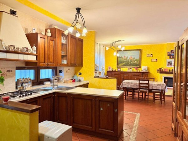 casa indipendente in vendita a Piossasco