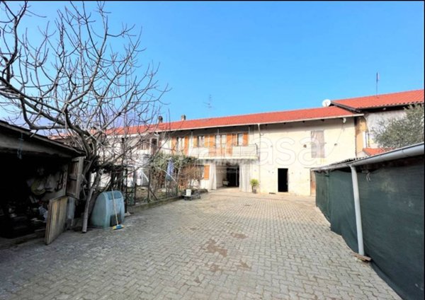 casa indipendente in vendita a Piossasco