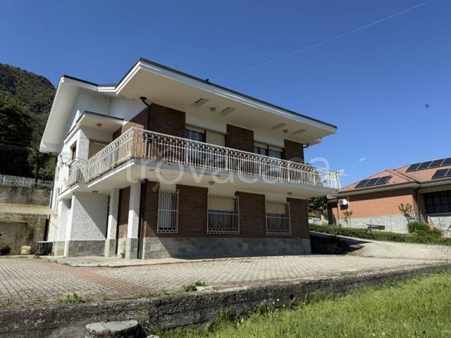 casa indipendente in vendita a Piossasco
