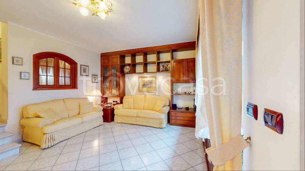 casa indipendente in vendita a Piossasco