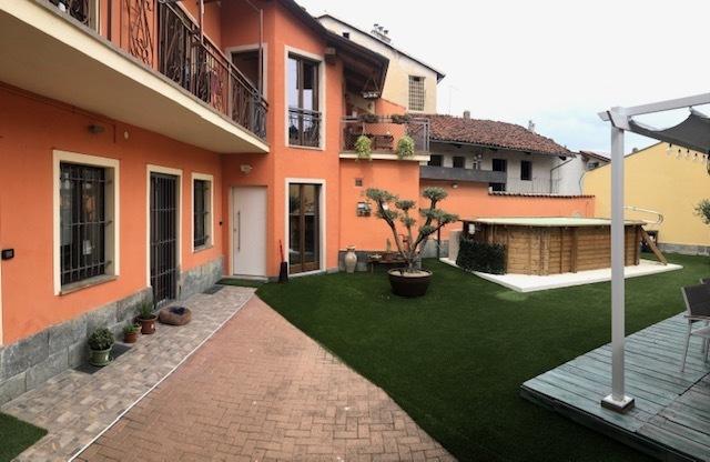 casa indipendente in vendita a Piossasco