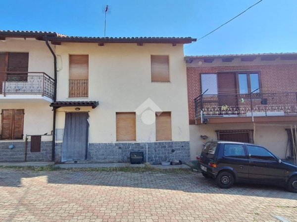 casa indipendente in vendita a Piossasco