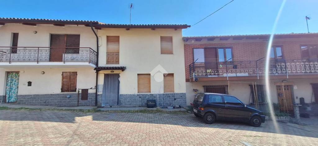 casa indipendente in vendita a Piossasco