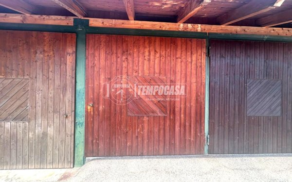 casa indipendente in vendita a Piossasco