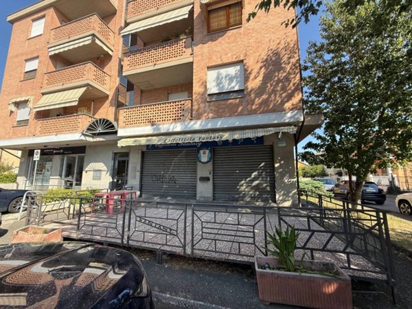 negozio in vendita a Piossasco