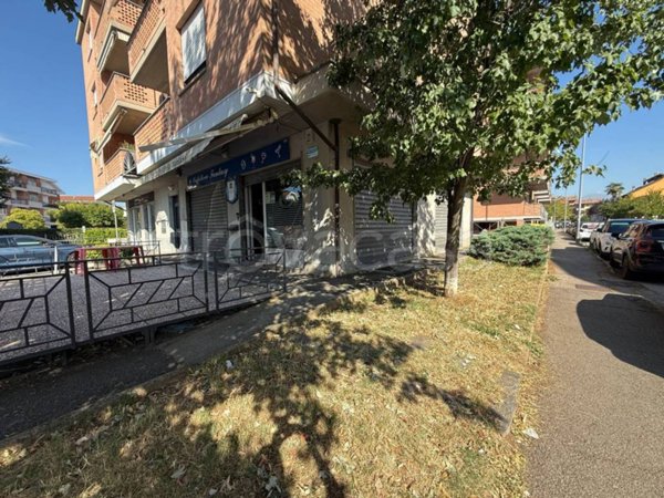 negozio in vendita a Piossasco