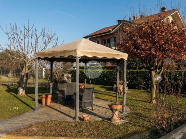 casa indipendente in vendita a Piossasco