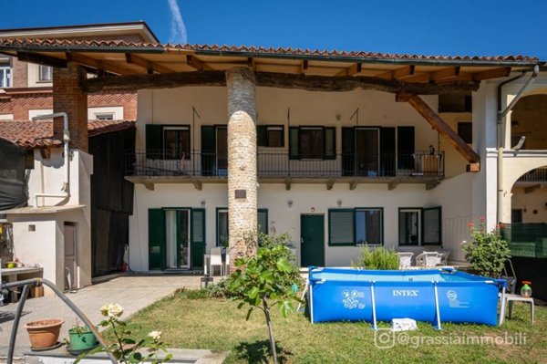 casa indipendente in vendita a Piossasco