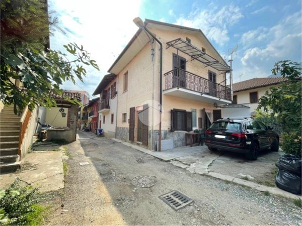 casa semindipendente in vendita a Piossasco