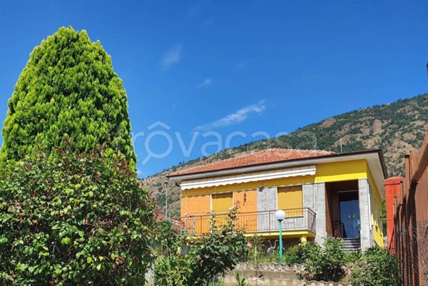 casa indipendente in vendita a Piossasco