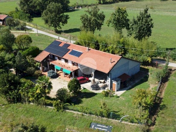 casa indipendente in vendita a Piossasco