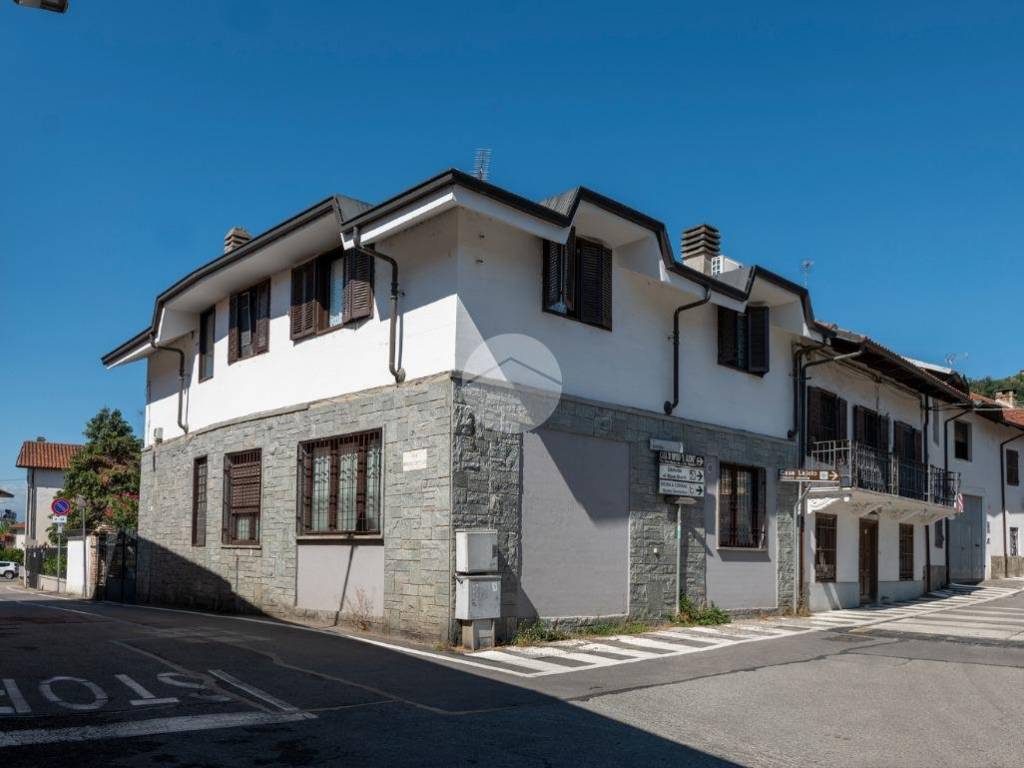 casa semindipendente in vendita a Piossasco