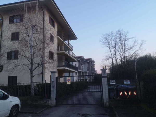 negozio in vendita a Piossasco