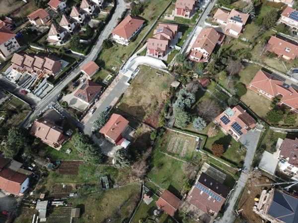 casa indipendente in vendita a Piossasco