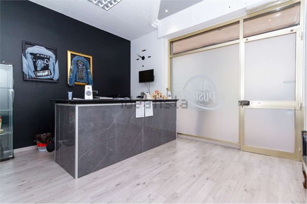 ufficio in vendita a Piossasco