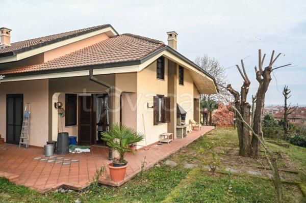 casa indipendente in vendita a Piossasco