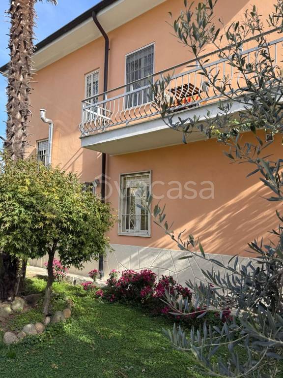 casa indipendente in vendita a Piossasco