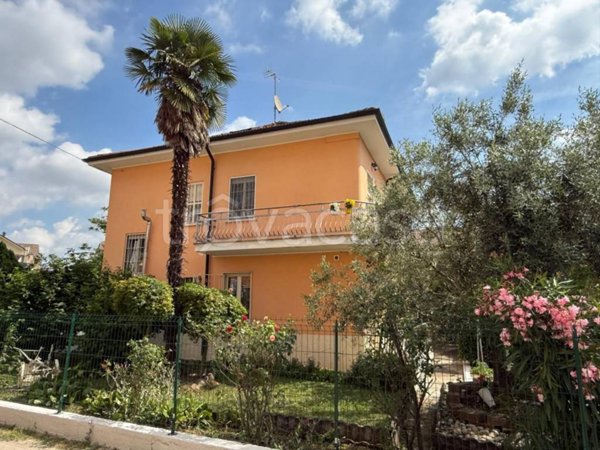 appartamento in vendita a Piossasco in zona Garola