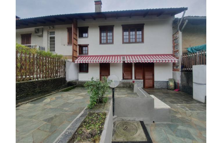 casa indipendente in vendita a Piossasco