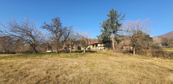 casa indipendente in vendita a Piossasco