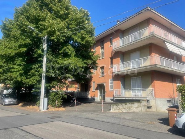appartamento in vendita a Piossasco in zona Merlino.