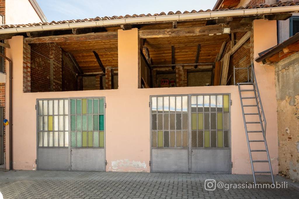 locale di sgombero in vendita a Piossasco