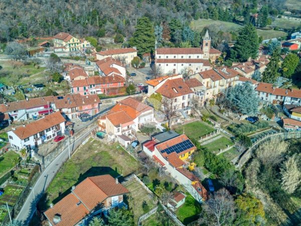 casa indipendente in vendita a Piossasco in zona Campetto