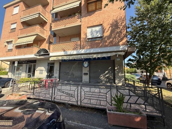 negozio in vendita a Piossasco