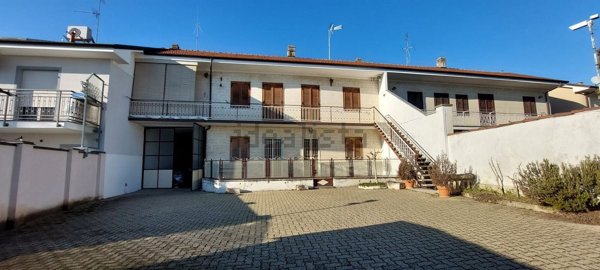 casa indipendente in vendita a Piossasco