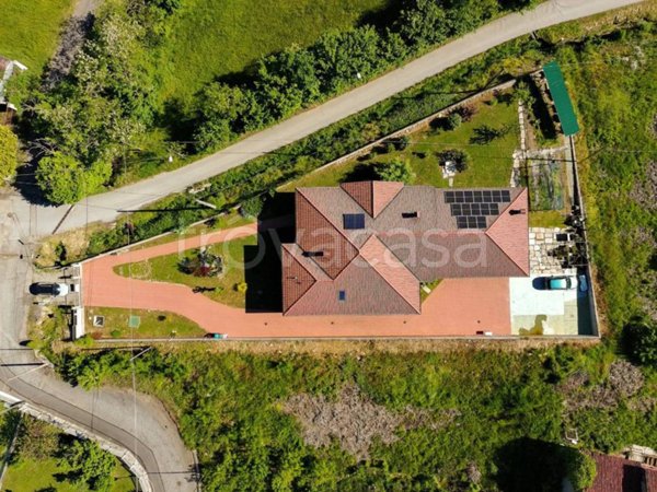 casa indipendente in vendita a Piossasco