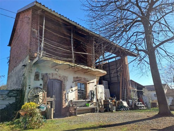 casa indipendente in vendita a Piossasco