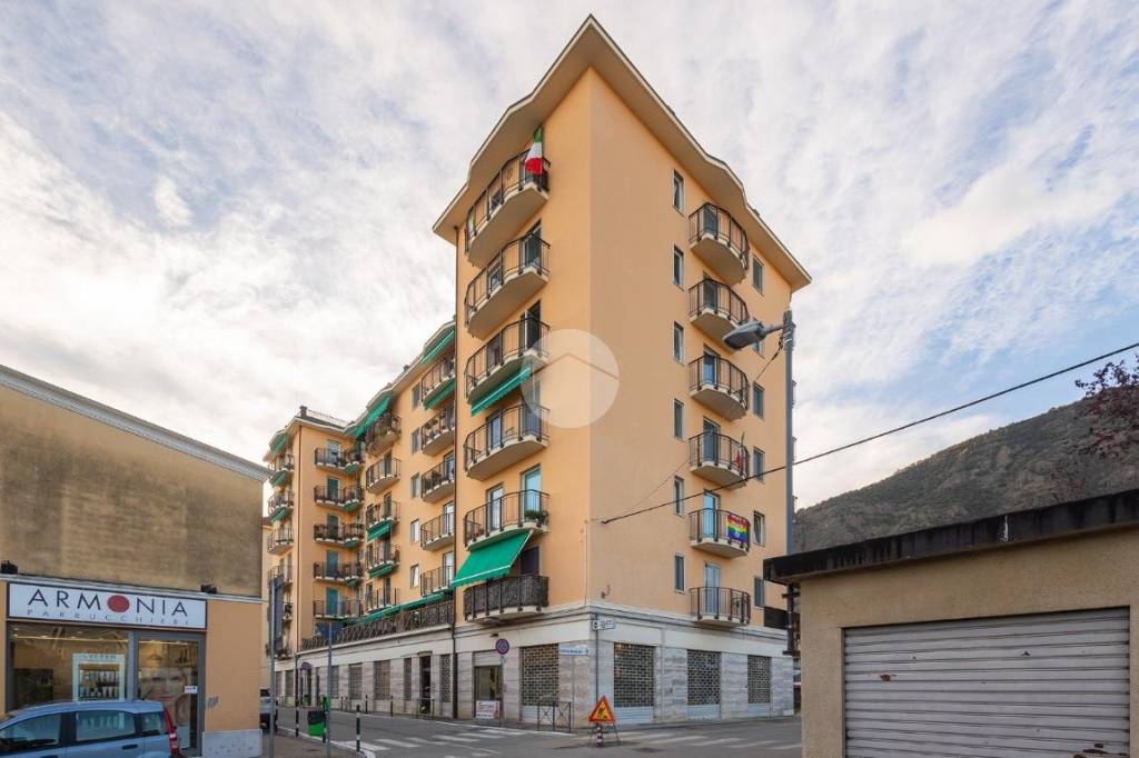 appartamento in vendita a Piossasco in zona Merlino.