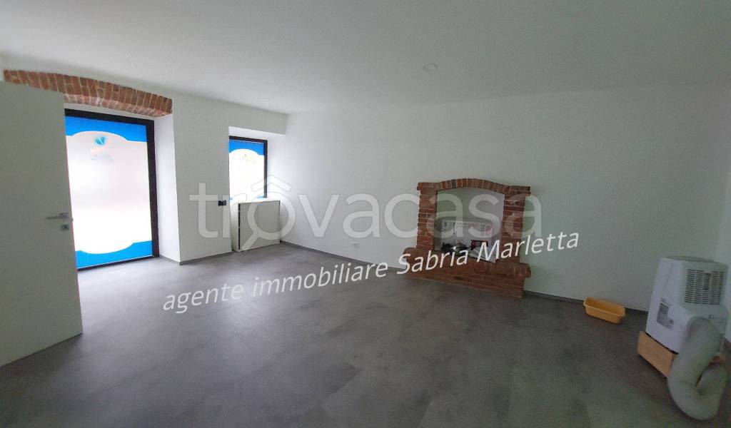 negozio in vendita a Piossasco