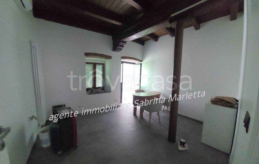 negozio in vendita a Piossasco