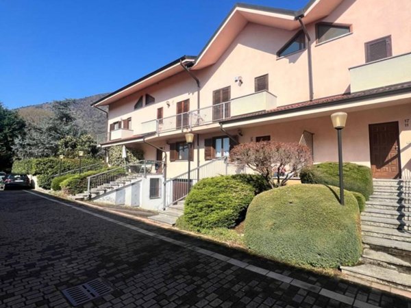 casa indipendente in vendita a Piossasco