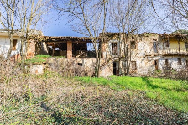 casale in vendita a Piossasco