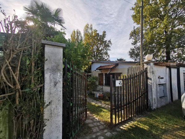 casa indipendente in vendita a Piossasco