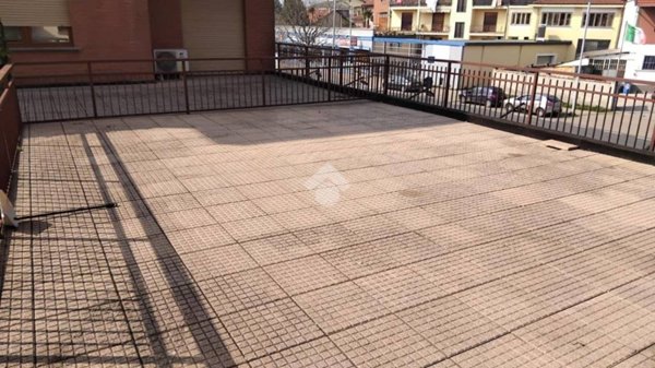 appartamento in vendita a Piossasco in zona Merlino.