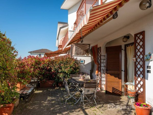 casa indipendente in vendita a Piossasco