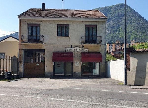 casa indipendente in vendita a Piossasco