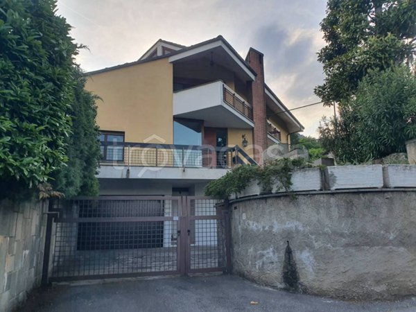 casa indipendente in vendita a Piossasco