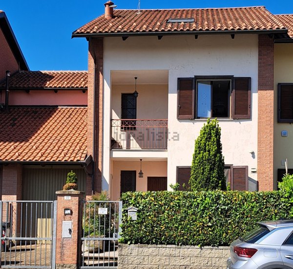casa indipendente in vendita a Piossasco