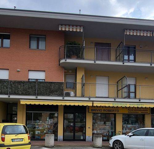 negozio in vendita a Piossasco