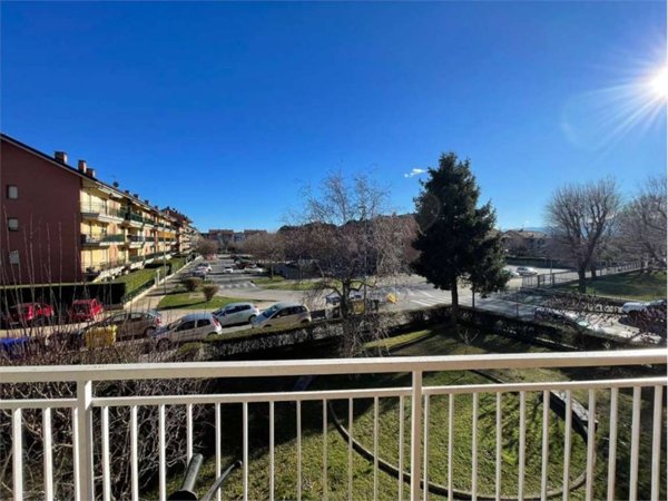 appartamento in vendita a Piossasco in zona Garola